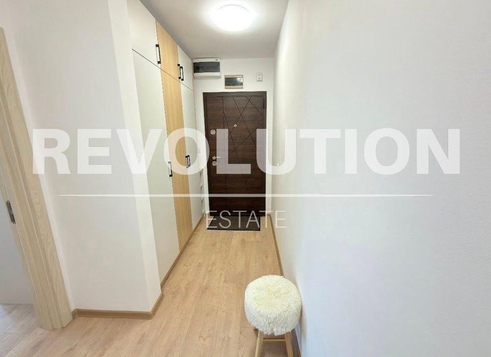 Двустаен апартамент  в гр.Варна, Окръжна болница!