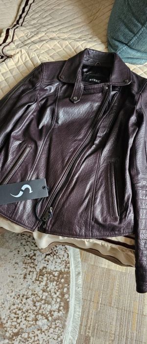 Продам кожаную куртку (турция)