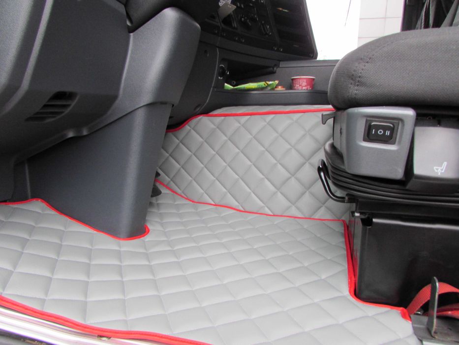 Стелки за камион Скания Scania G под 2 нива Еко кожа