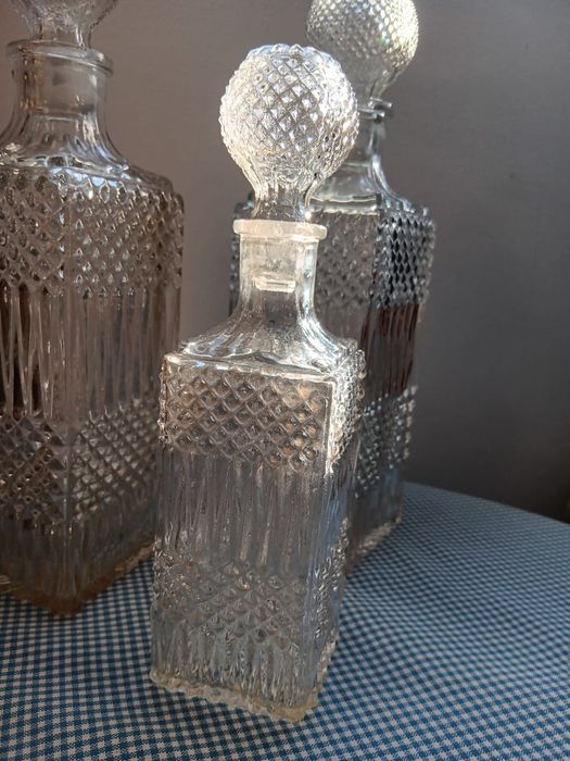 Decantor vechi Românesc din perioada comunista ,Tuică ,Rachiu,Whiskey