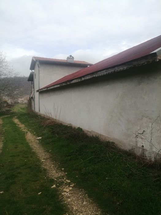 Продава се Къща в с. Сваленик, Област Русе - 300 кв.м за 134 €/кв.м - Снимка #21