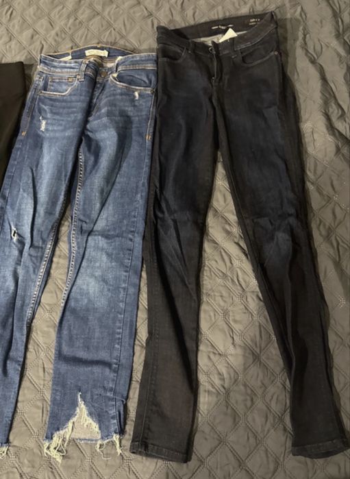 Lot blugi mărimea 34