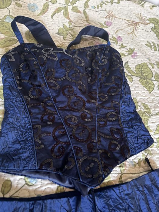 Комплект от три части