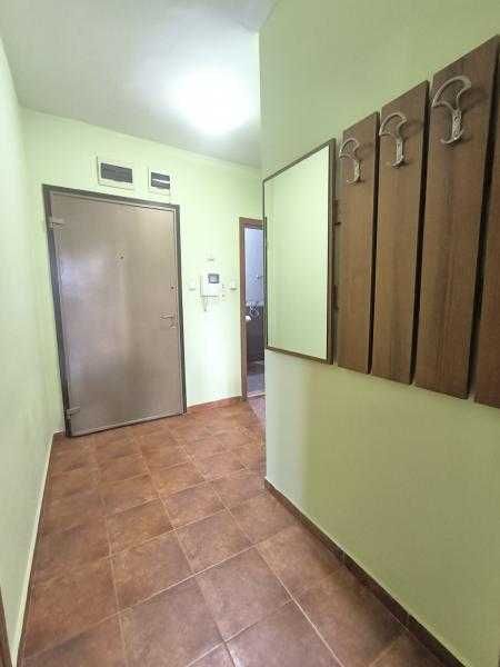 Дава се под наем Двустаен апартамент в Бургас, Зорница - 64 кв.м за 357 € - Снимка #6