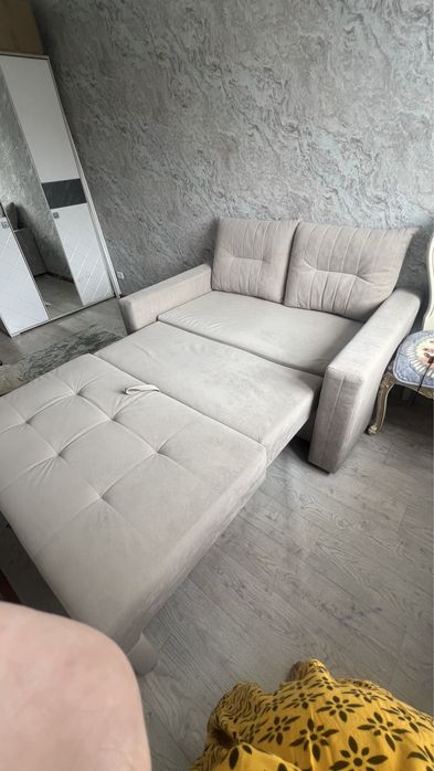 Pradayo Divan ..