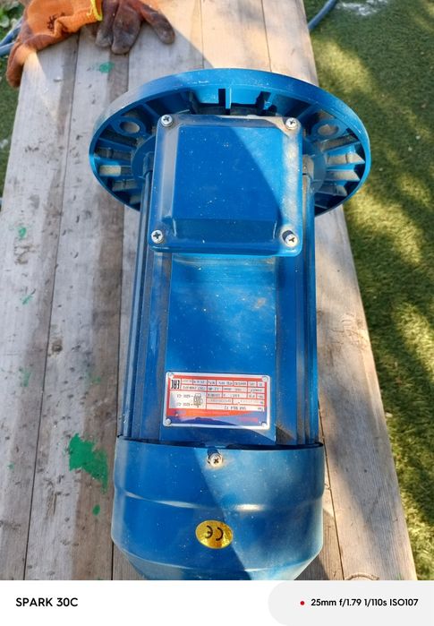 Электро мотор Синий