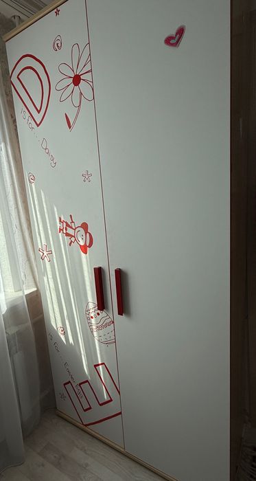 Продам детскую мебель