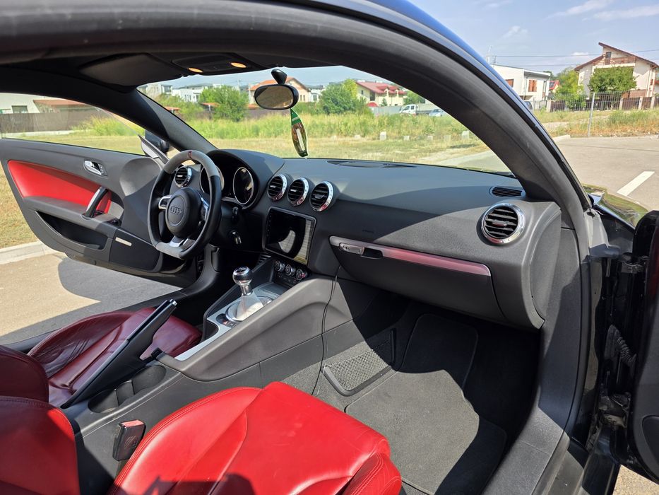 Audi TT deosebit Super ocazie. Vând sau schimb cu Can Am ryker