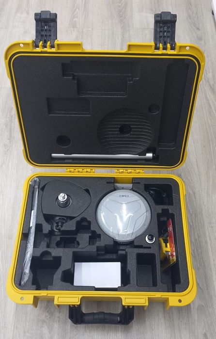 GNSS приёмник CHCNAV EFIX F4,F7. ГНСС приёмник EFIX F4,F7