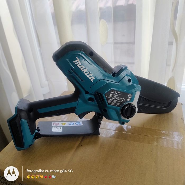 Minisrujba Makita duc 102