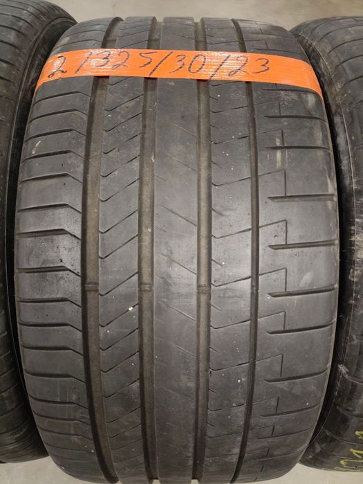 285/35/R23+325/30/R23 Pirelli P Zero PZ4