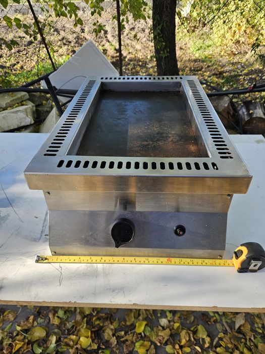 Скара на Газ гладка със стоманена плоча Цена 450лв.