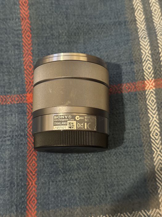 Продам объектив Sony