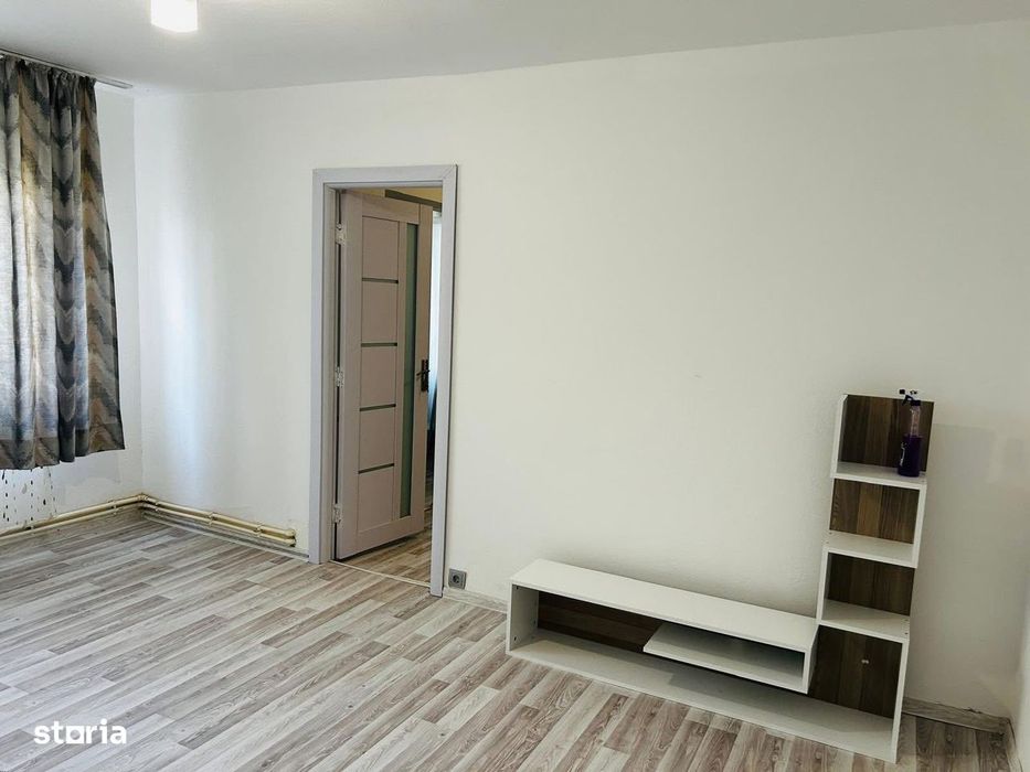 Închiriez apartament confort!