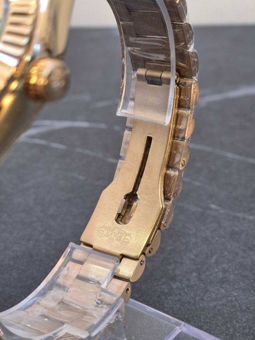 Ceas DayDate Full Gold - 18K