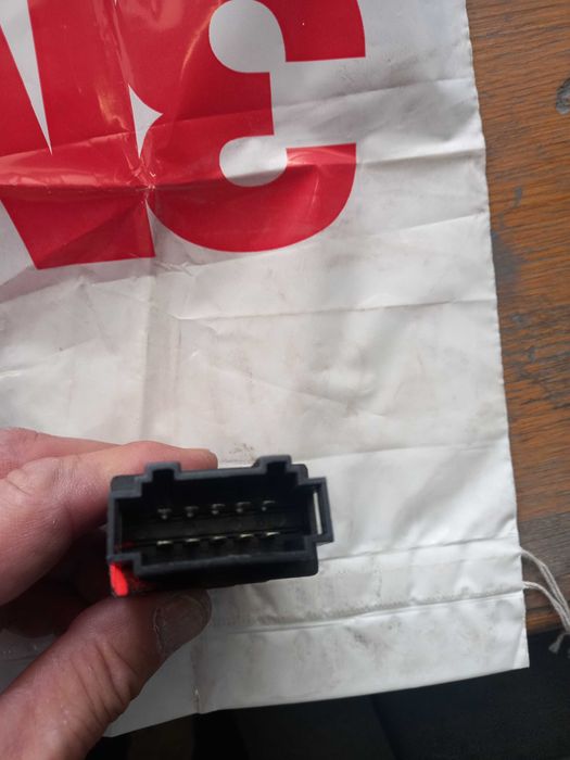 Останали части А6 Ц5 АУДИ