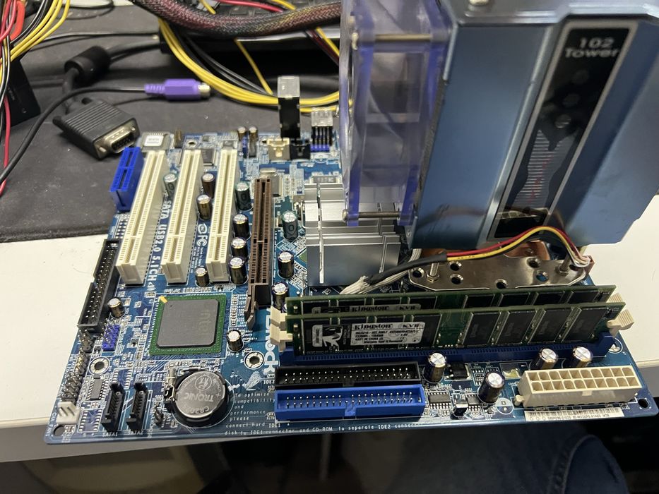 Placă de bază ASRock P4i65GV + Pentium 4 3.2 GHz