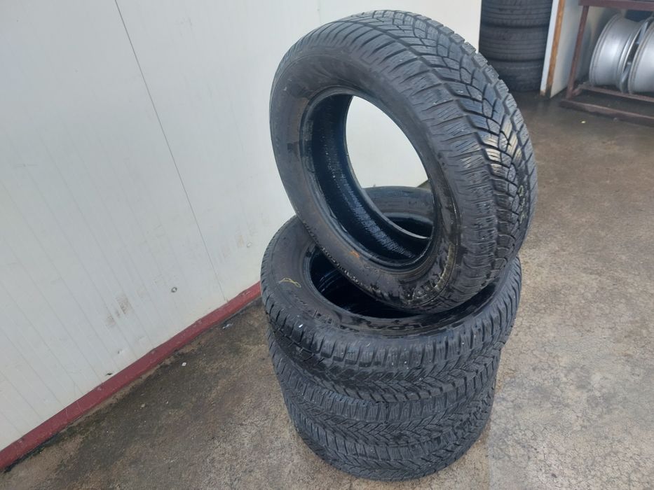 135 lei bucata! Set anvelope M+S/IARNA 215 65 r16 Fulda! 7 mm