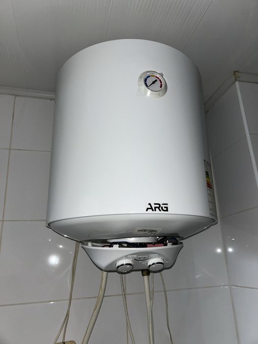 Продам водонагреватель