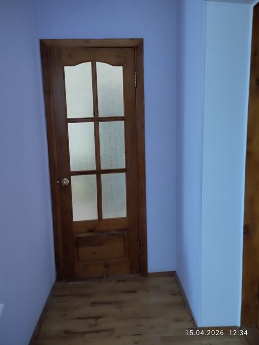 Продам   двери ,дерево