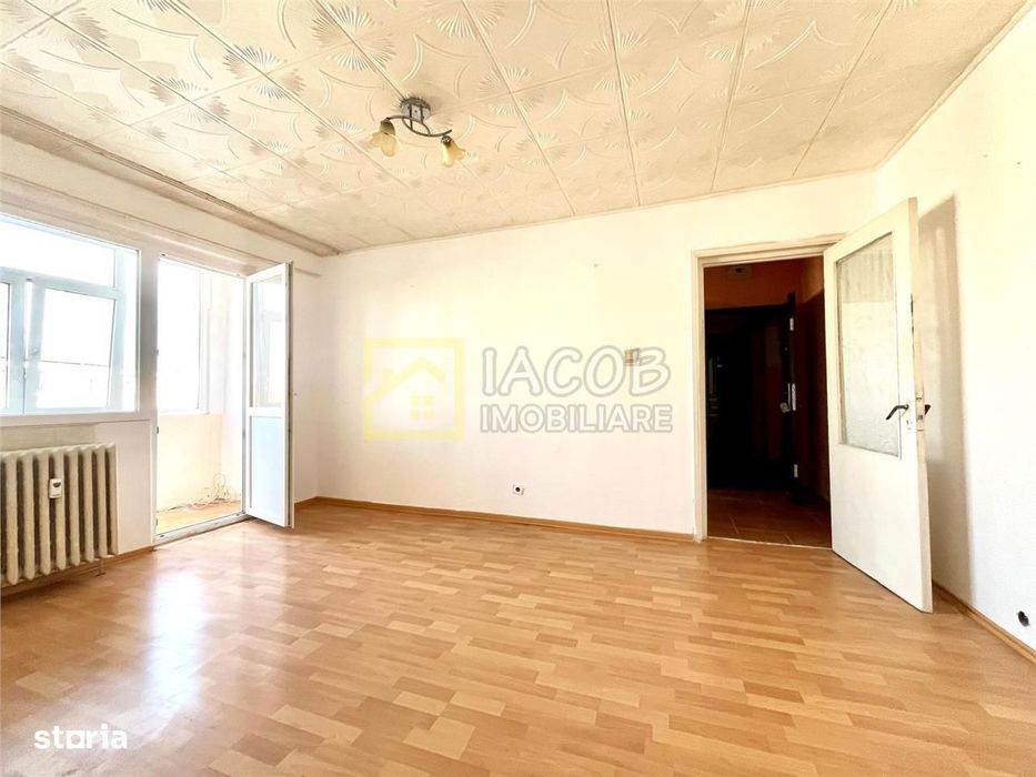 Apartament 3 camere, str. Milcov, Bacau