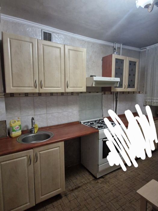 Срочно продам кухонный гарнитур