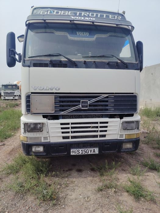 Volvo 380 kelishiladi