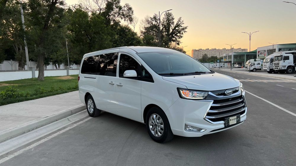 Jac M4 sotuvda yangi