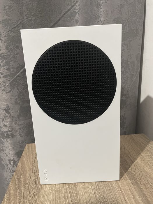 Xbox series S cu manetă