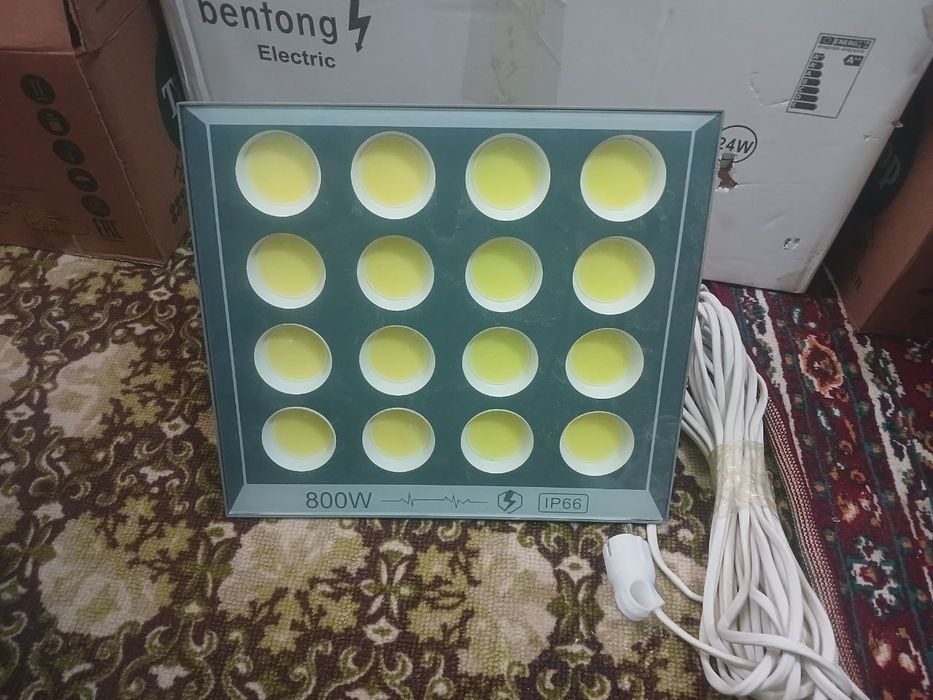 Прожектор LED 500W 800W