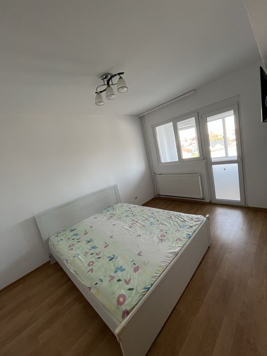 Apartament 2 camere/ Malu Rosu - langa scoala Nicolae Simache