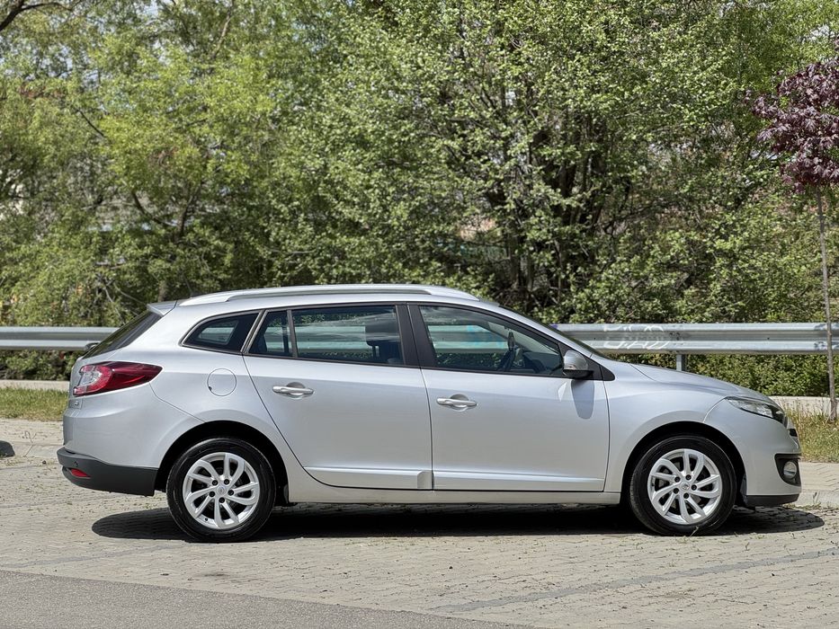 Renault Megane 3 - 1.5dci 110cp 2013 IMPECABIL - Led / Navigatie