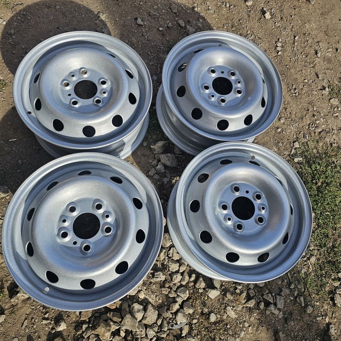 Ивеко джанти 2 комплекта R15 ски