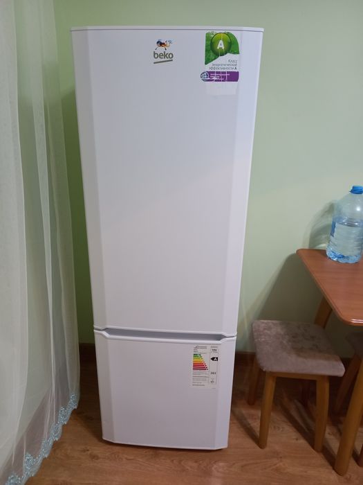 Холодильник 1,5 метра