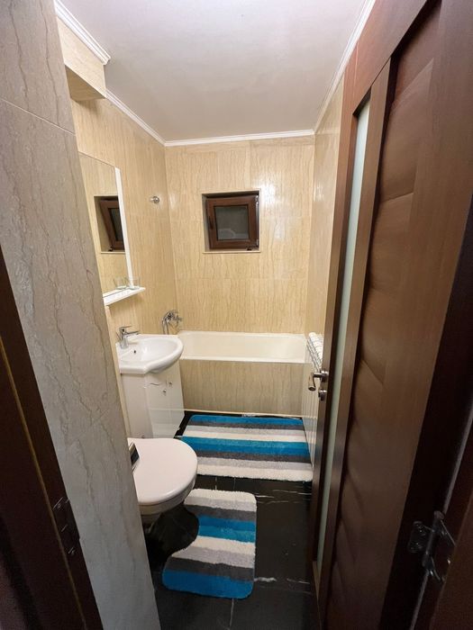 Apartament de închiriat