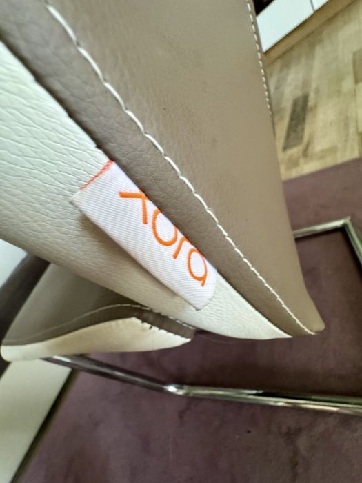 4 броя трапезен стол еко кожа цвят лате и бяло 30 лв