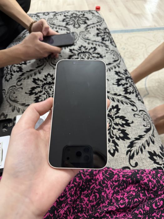 iPhone 14 на продаже