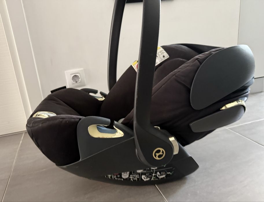 Scoica auto Cybex Could Z Wings by Jeremy Scott