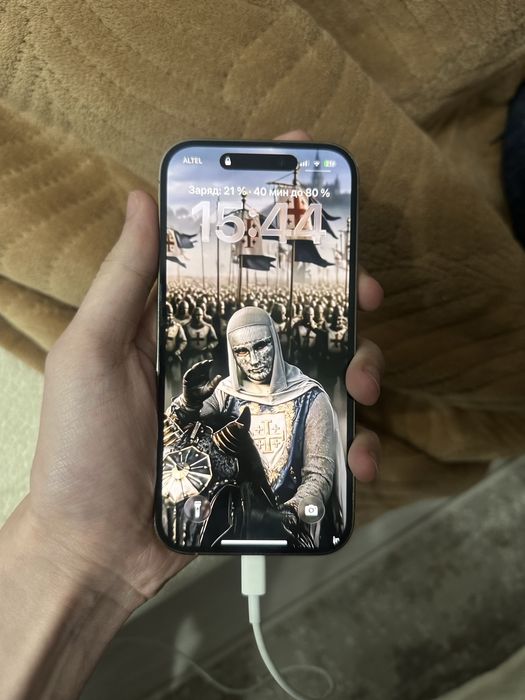 продам айфон 14 про