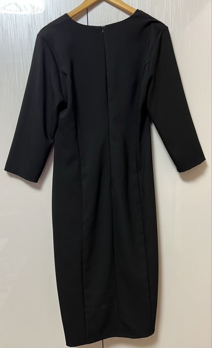 Черна елегантна рокля, размер 42