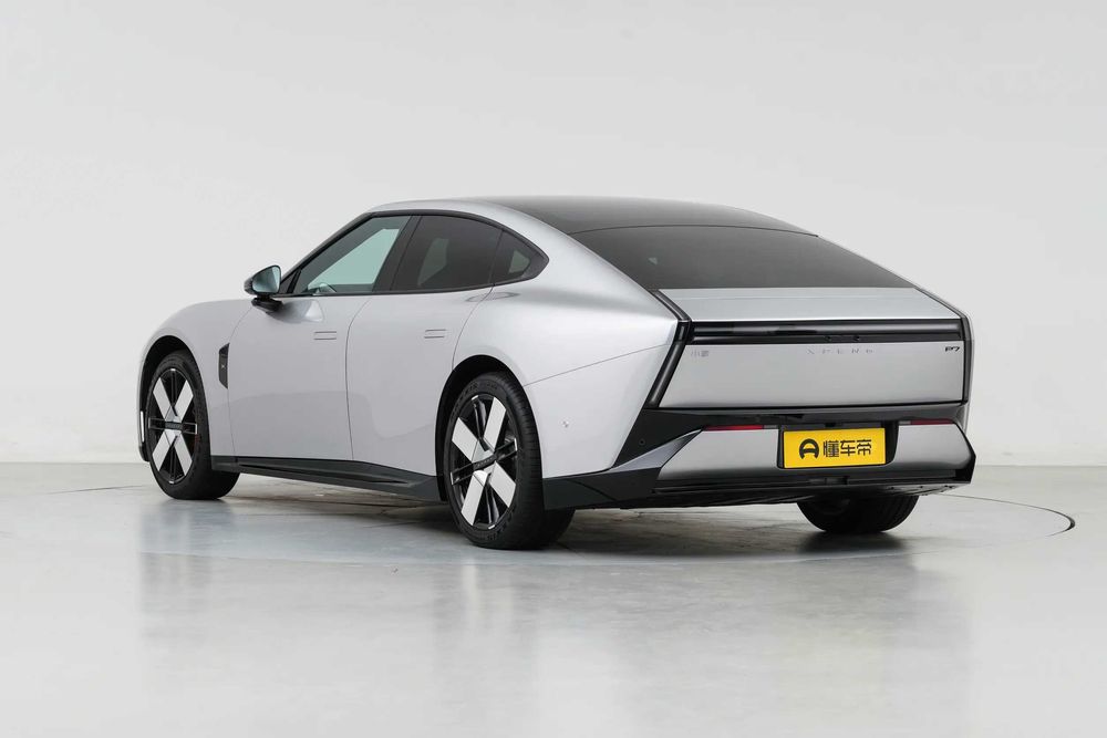 XPENG P7 702  long range ultra