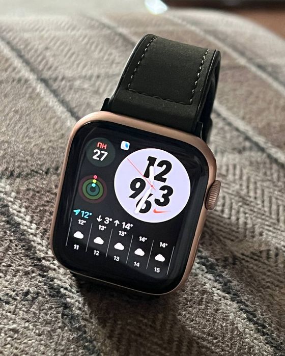 Apple Watch 6 44mm 32 Гб Оригинал