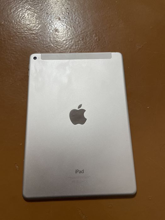Продам IPad Air 2