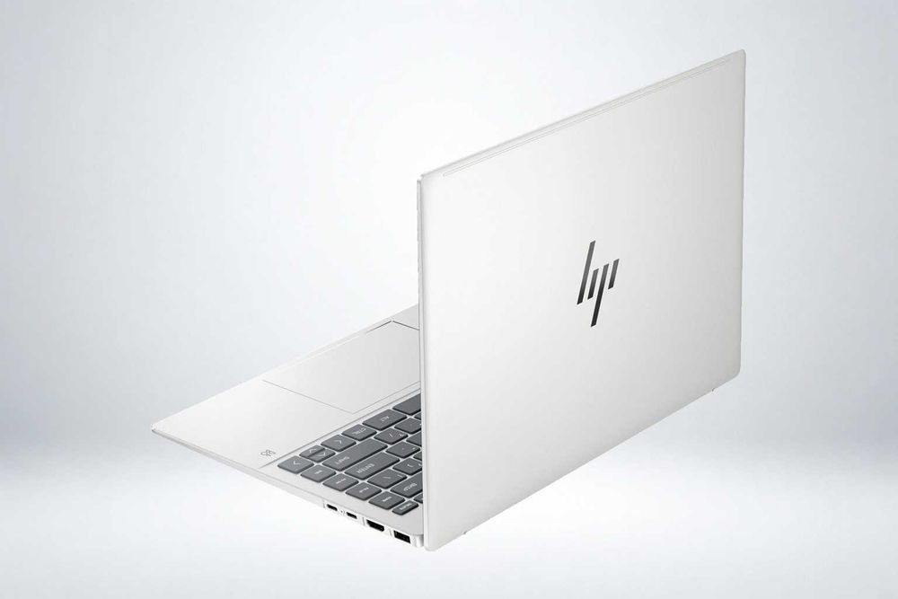 HP Pavilion Plus 14 / Ryzen 7/ 16GB DDR5 / 512GB NVMe /OLED 2.8K 120Hz