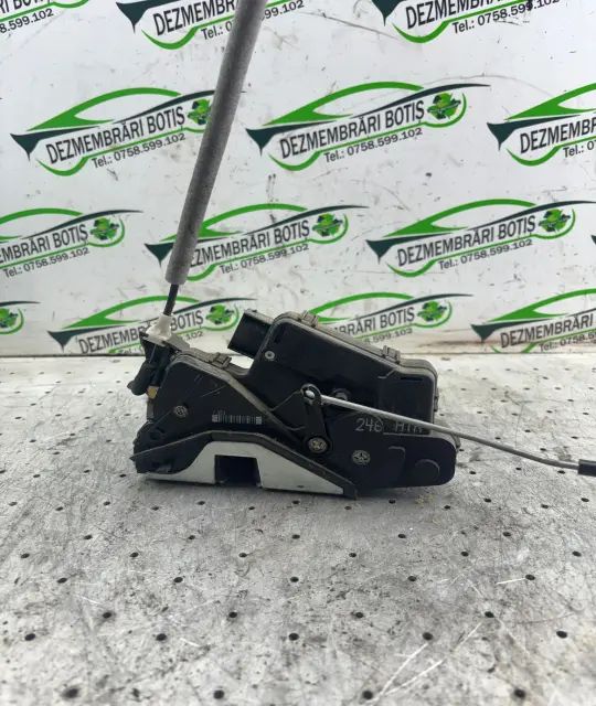 Broasca usa spate stanga BMW Seria 3 2002 318i AT (118 hp)
