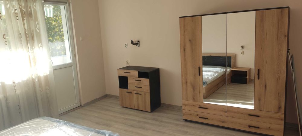 Дава се под наем Тристаен апартамент в Плевен, Широк център - 70 кв.м за 357 € - Снимка #9