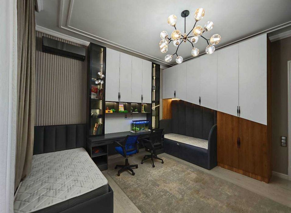 Дом Мирзо Улугбекский район Центр Луначарского 450 кв.м 5.17 соток