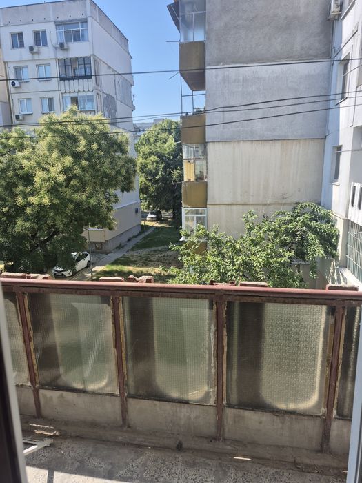 Тристаен апартамент 94кв.