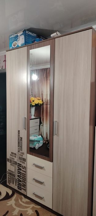 Продам шифонер в хорошем состоянии