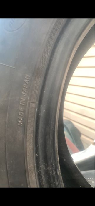Продам резину б/у215/55р17